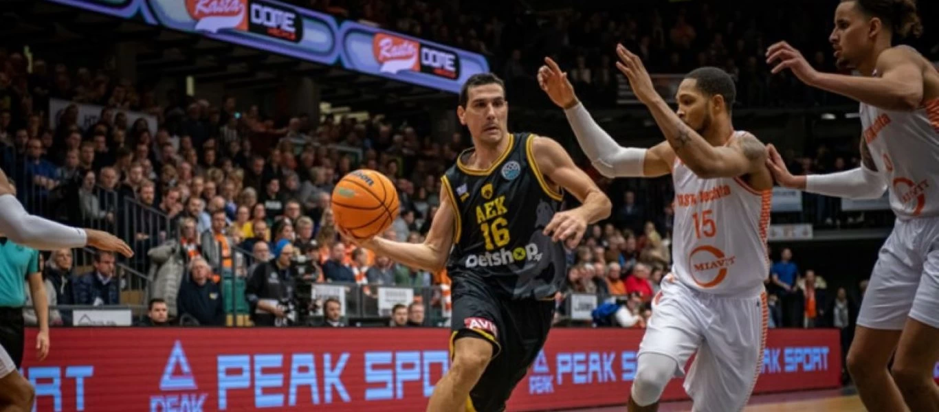 Basketball Champions League: Πρόκριση για την ΑΕΚ μετά το διπλό στη Γερμανία επί της Ράστα Βέχτα